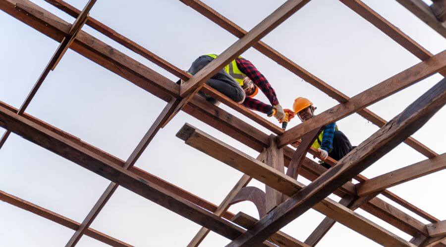 Professional gutter cleaning services in Feesburg, OH